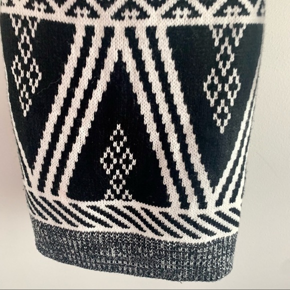 PINK ROSE Knit 🧶 Crew Neck Cozy Black White Stretch Boho Mini Dress - Picture 13 of 16